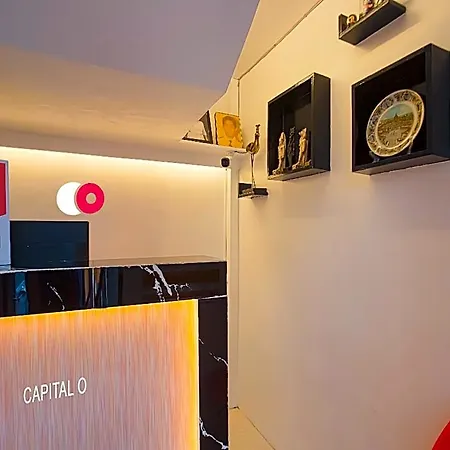 Capital O 806 Pattaui Residences