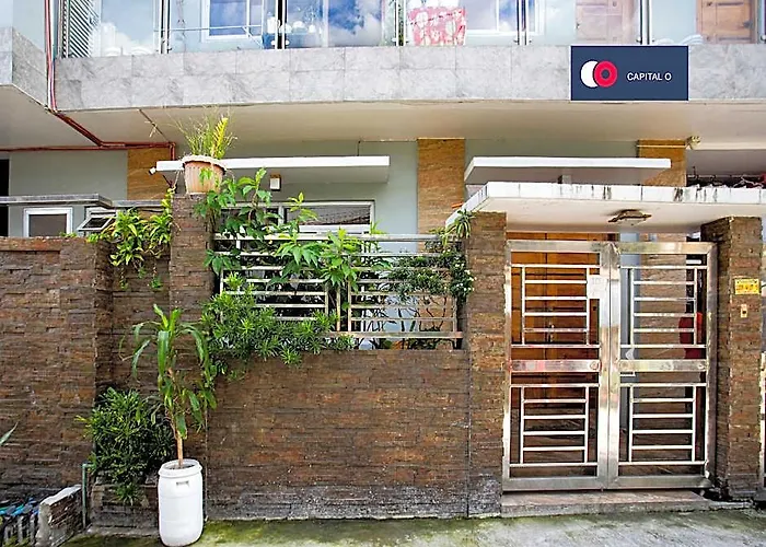 Capital O 806 Pattaui Residences Hotel 2*